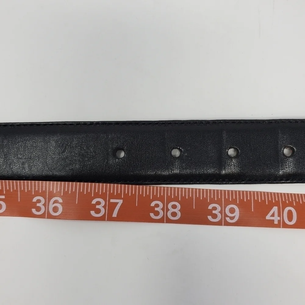 COACH BLACK LEATHER BELT GOLD BUCKLE MEN SIZE 40 CLASSIC MENSWEAR BUSINESS WORK